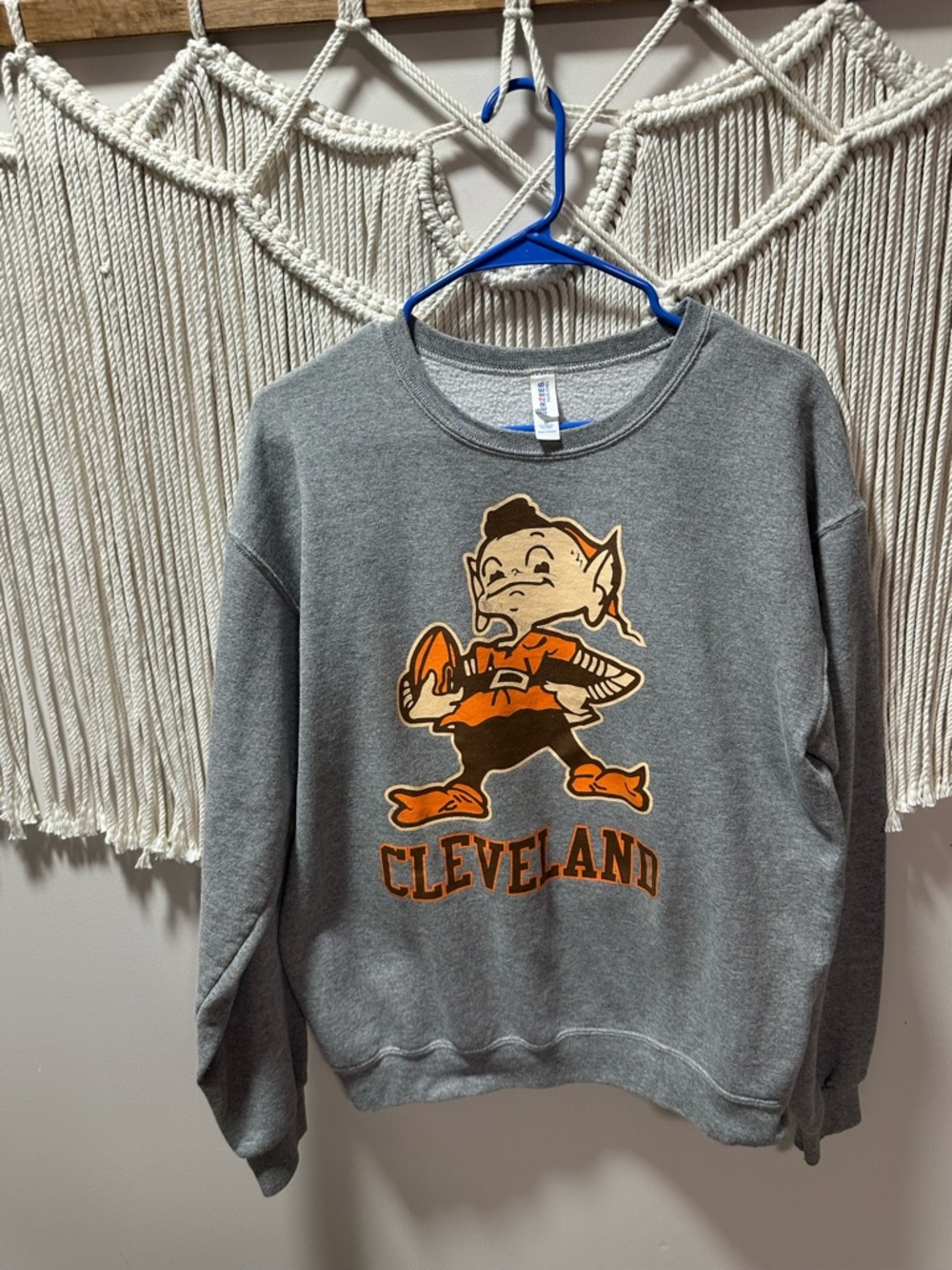 Jerzees Gray Sweatshirt with Orange Cleveland Mascot Graphic